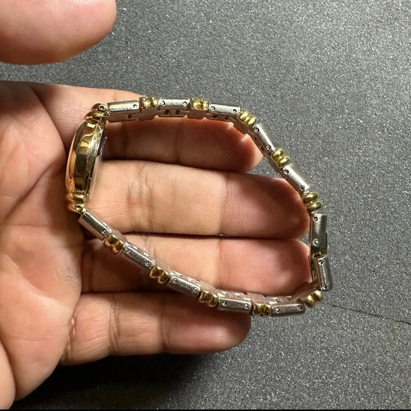 Gruen Ladies Quartz Watch White Dial Silver Gold Tone Watch Working new battery - Picture 6 of 9